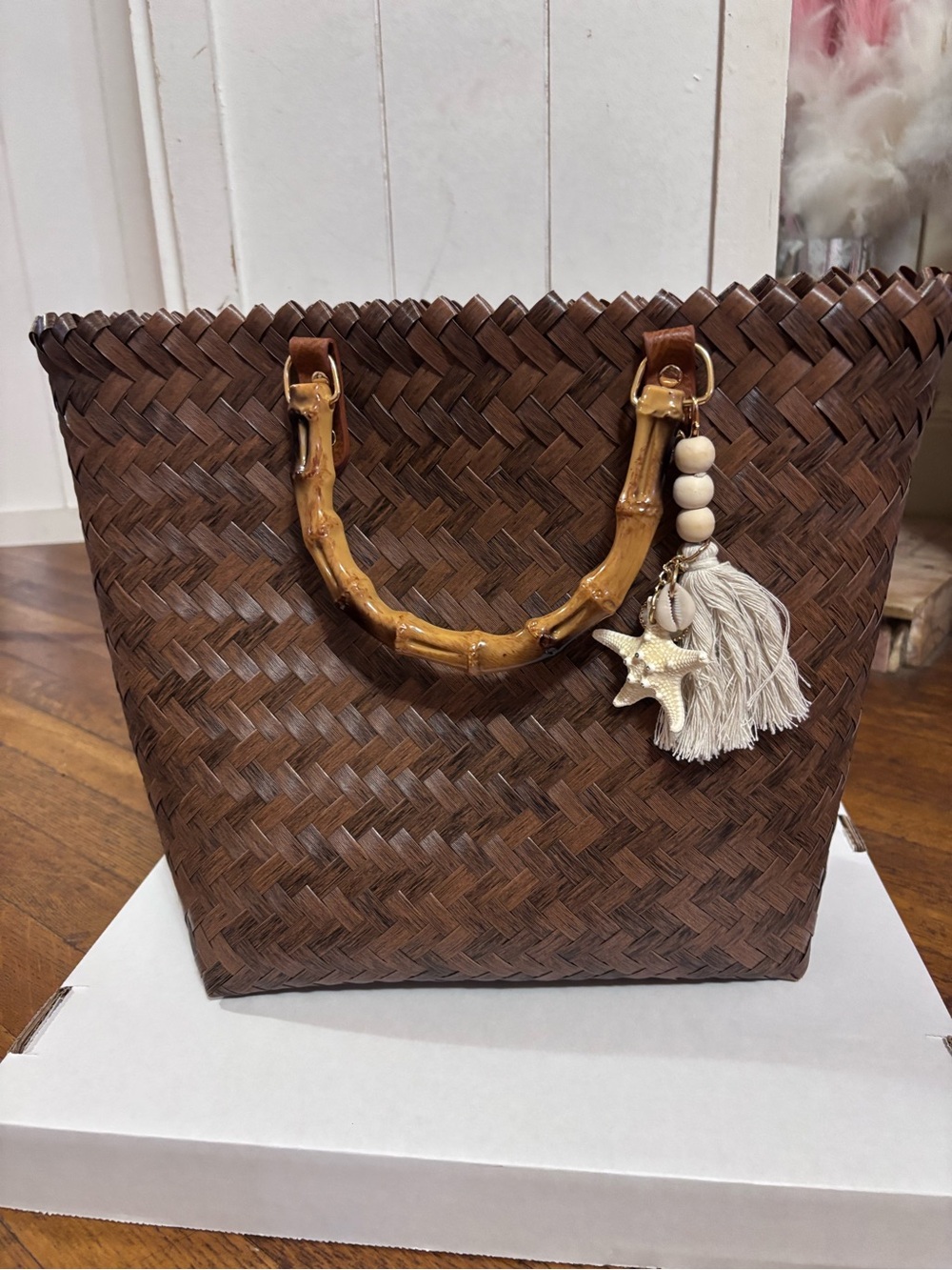 Tommy Bahama Woven Bamboo Handle Coastal Boho Bag